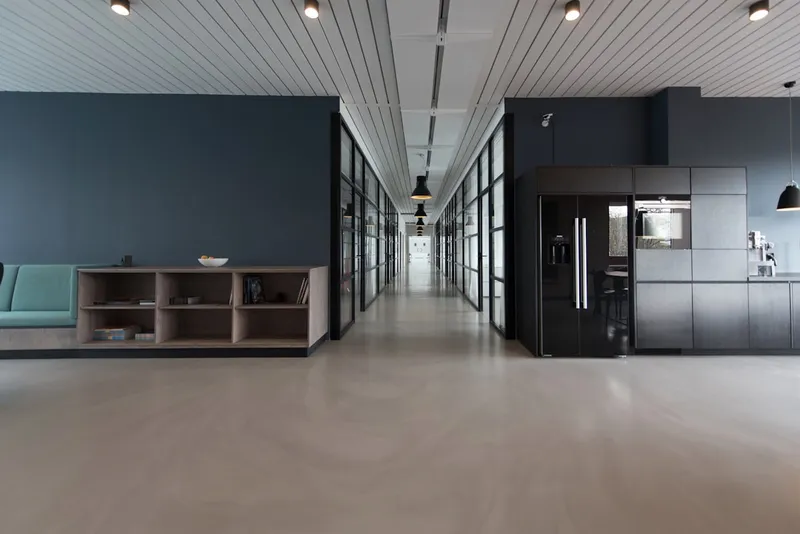 Luxury commercial office interior design in Singapore